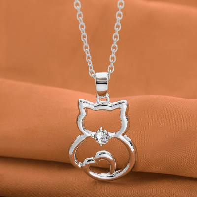 KOČKA Č.2 - náhrdelník s přívěskem - stříbrný 1ks