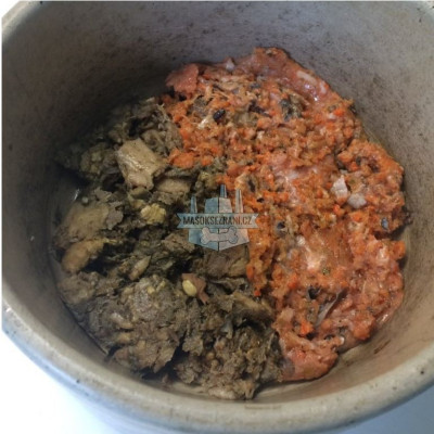 BARF - Losos komplet s dršťkami 0,4 kg